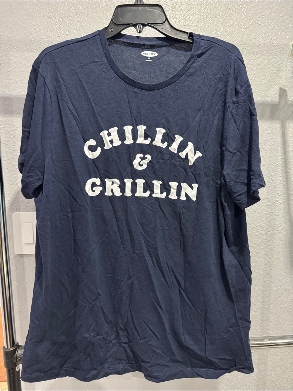 Old Navy Navy Blue Short Sleeve Tee with White "Chillin & Grillin" Graphic